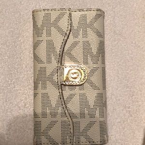 Michael Kors iPhone 6, 6s case